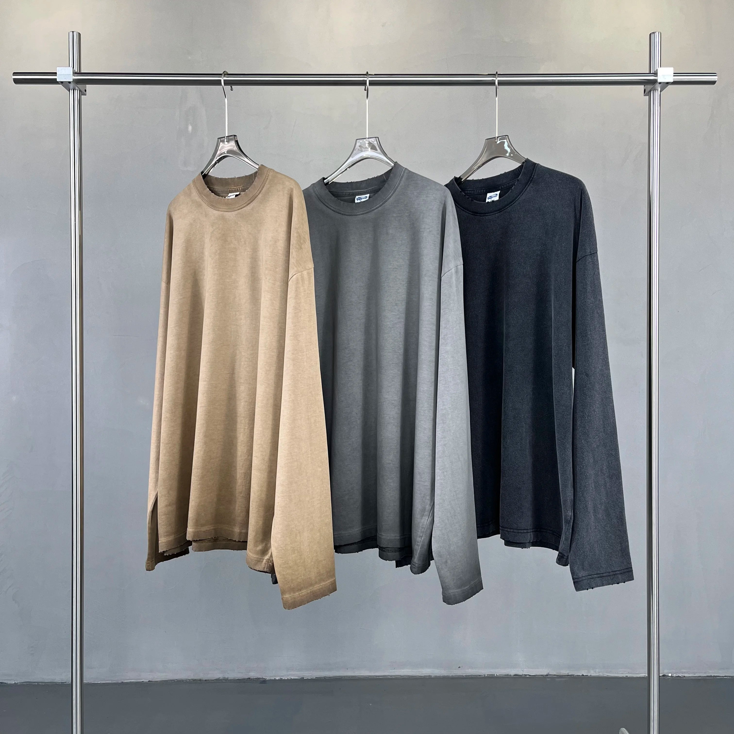 Long-sleeved t-shirt with bottom color 002wardrobe