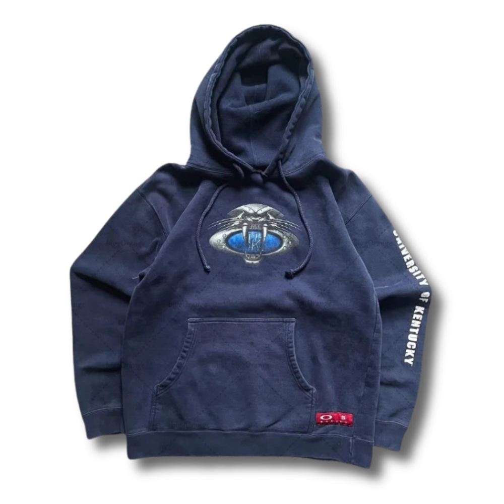 Legacy Badge Hoodie 002wardrobe